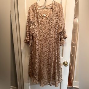 Mother of groom dress. Only worn once. Good as new.